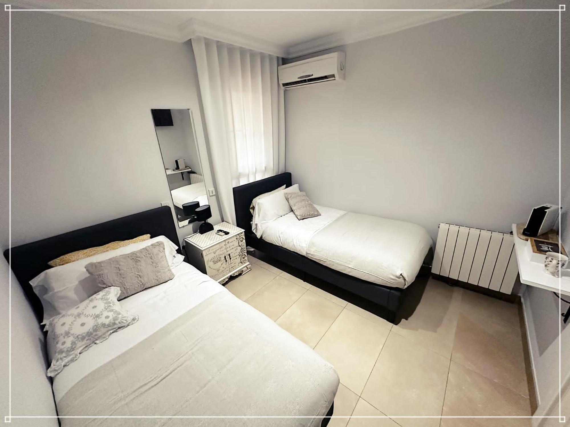 Fira Gran Via II Apartment โอสปิตาเล็ต เดอ โยเบรกัต ภายนอก รูปภาพ
